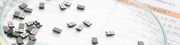 Pure Silicon MEMS Oscillator